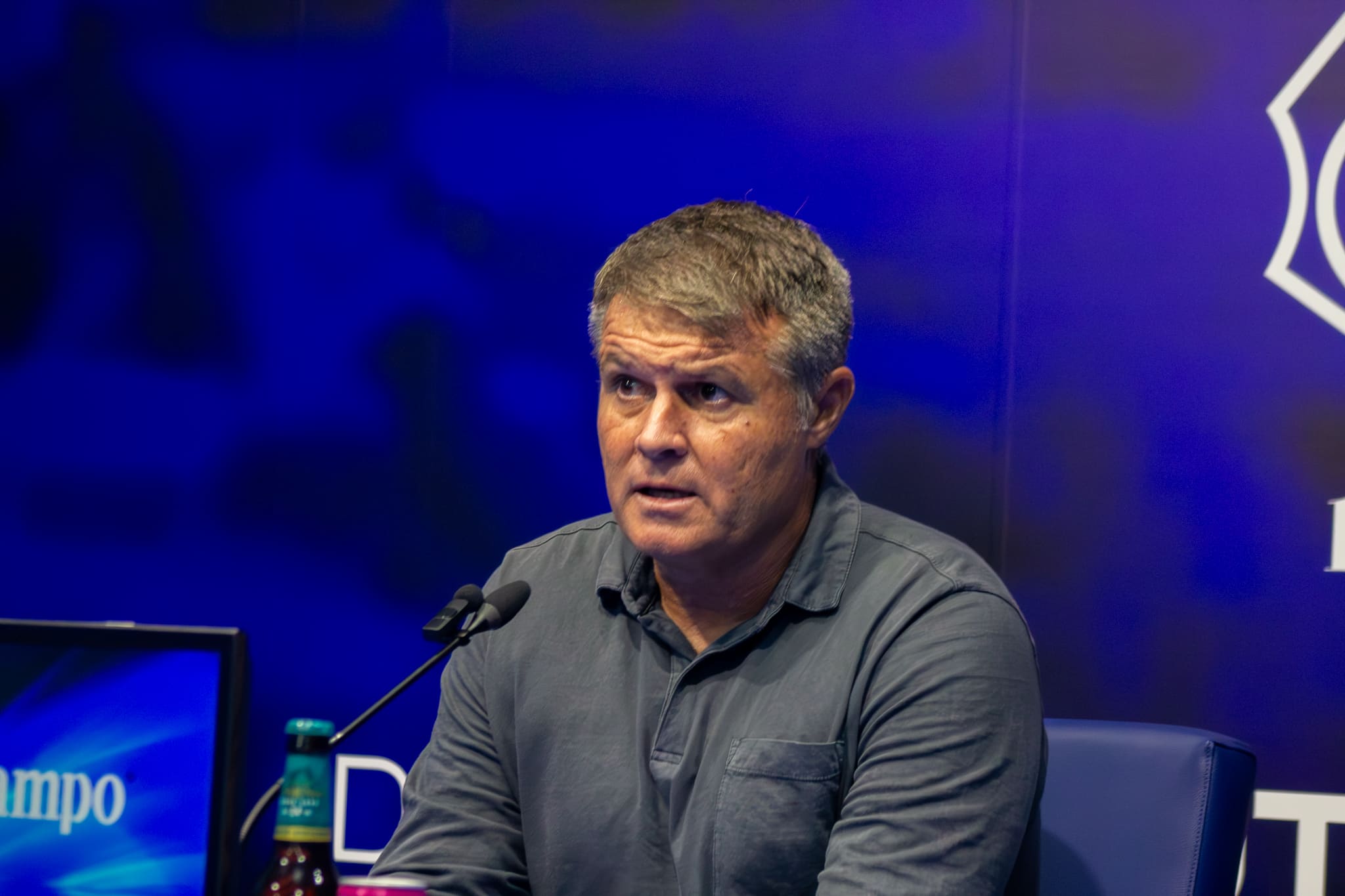 Pedro Morilla en sala de prensa.